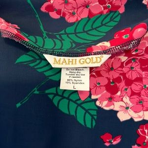 Mahi Gold Dress- Pink Hydrangeas- Large- nylon/spandex stretch knit